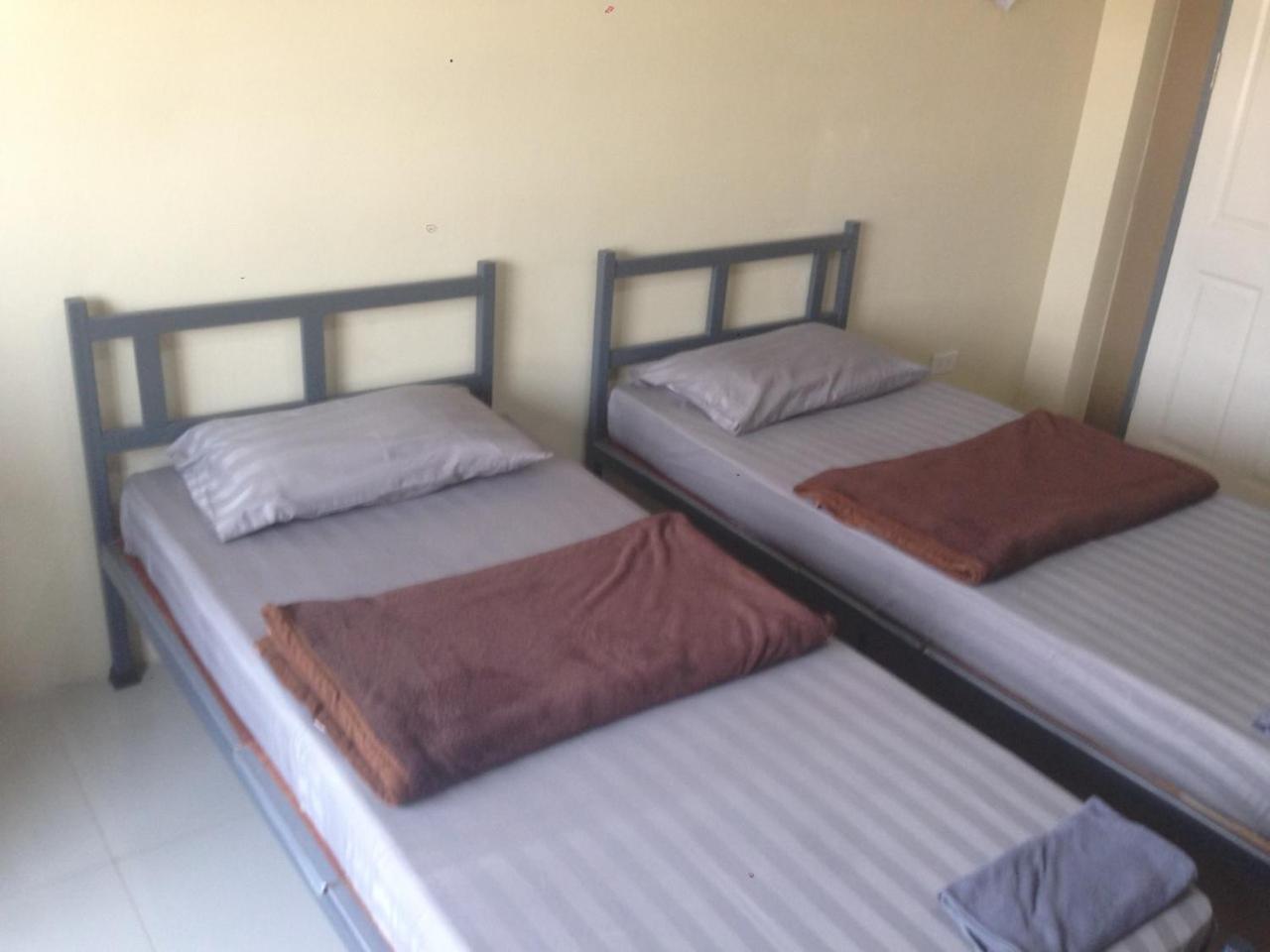 Kim Casa Otel Nakhon Sawan Oda fotoğraf