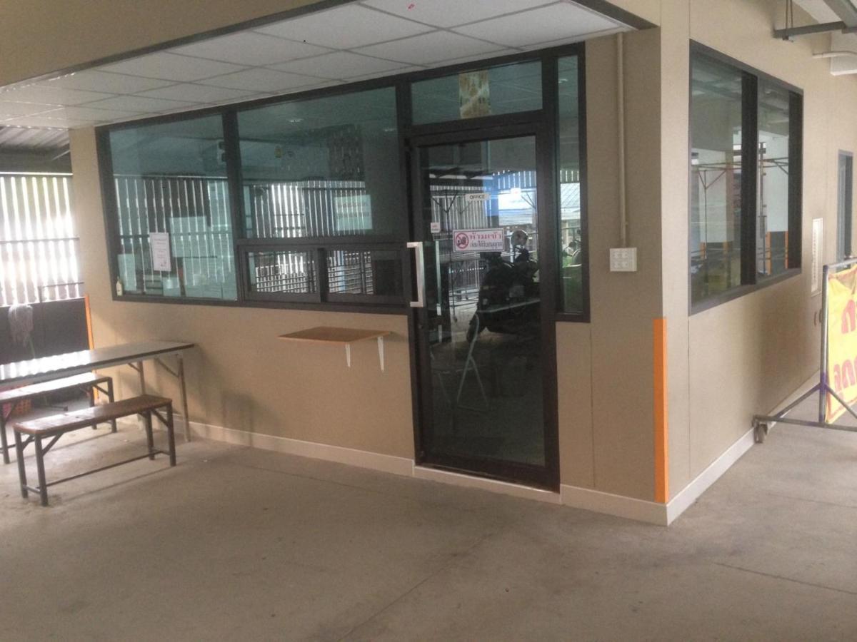 Kim Casa Otel Nakhon Sawan Dış mekan fotoğraf