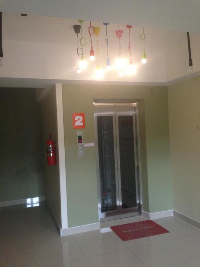Kim Casa Otel Nakhon Sawan Dış mekan fotoğraf